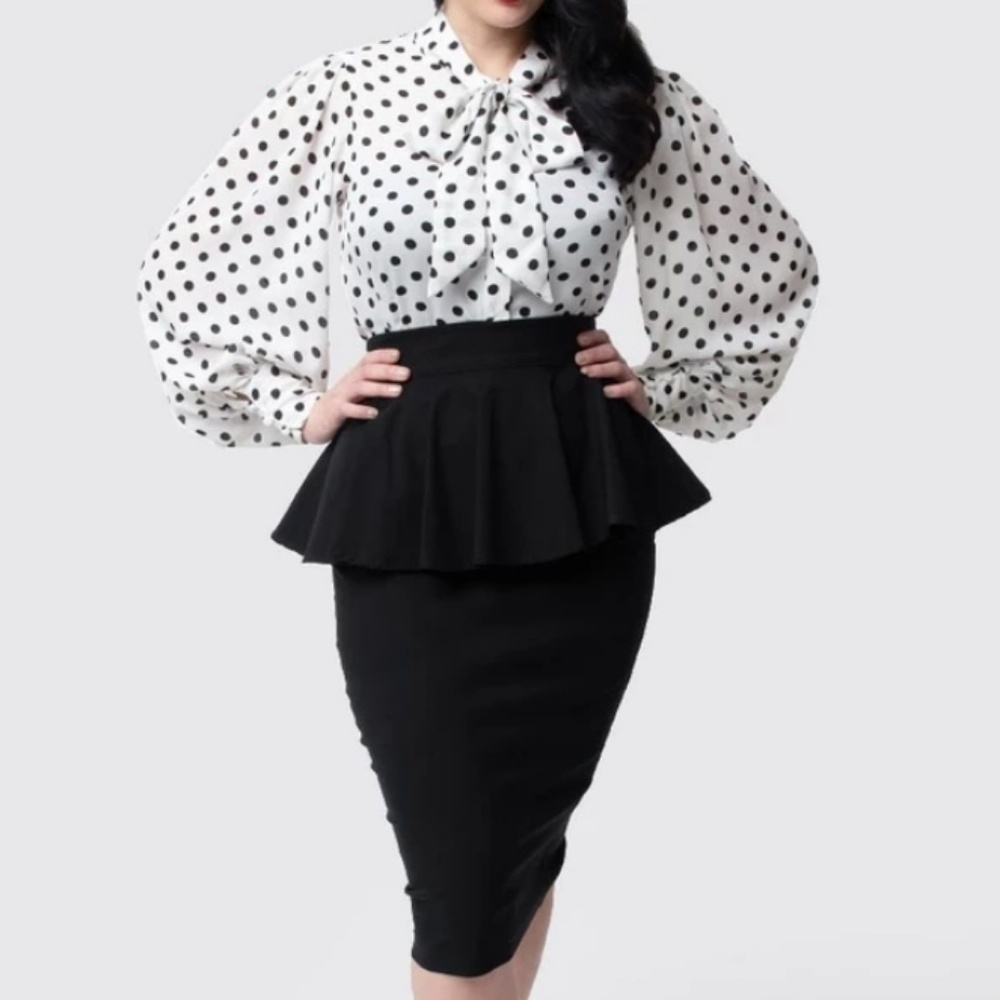 Unique Vintage Skirt (10/12)